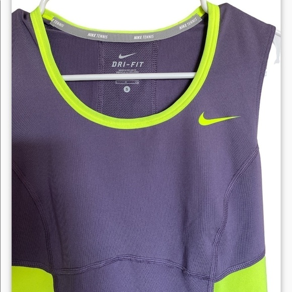 Nike Tennis Dri-Fit Shirt - Picture 3 of 4
